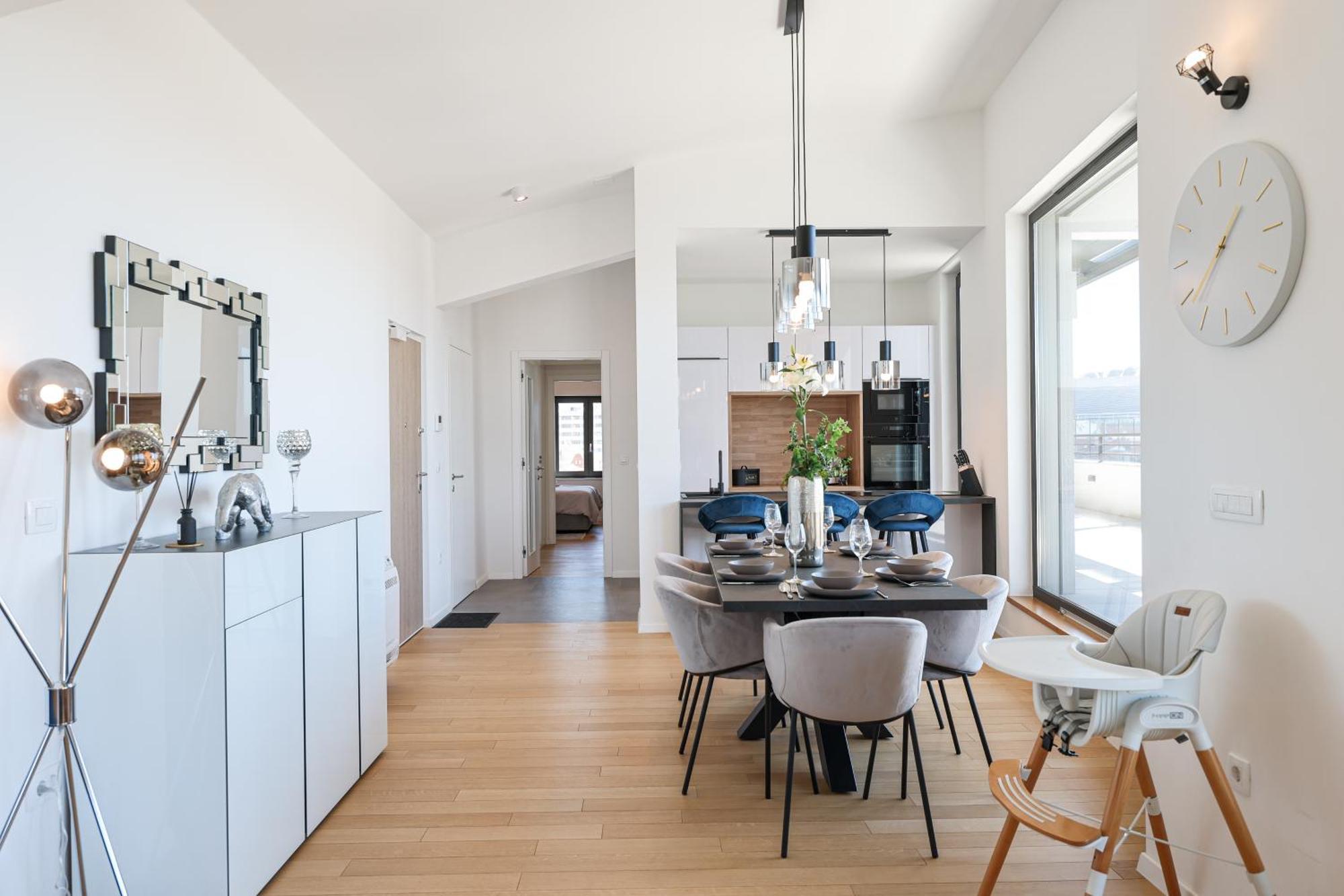 Luxury Penthouse Berin With Rooftop Terrace And Jacuzzi